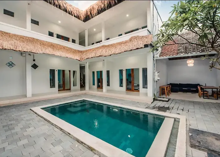 Greek House: W/desk + Shared Pool&kitchen /5 Affittacamere Canggu